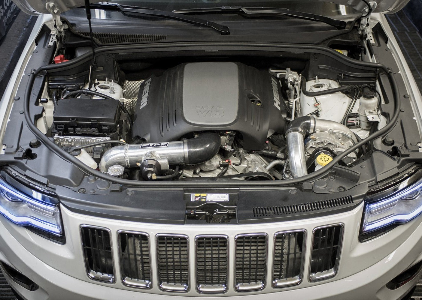 Ripp Superchargers 2015 5.7 Grand Cherokee Hemi Supercharger Kit