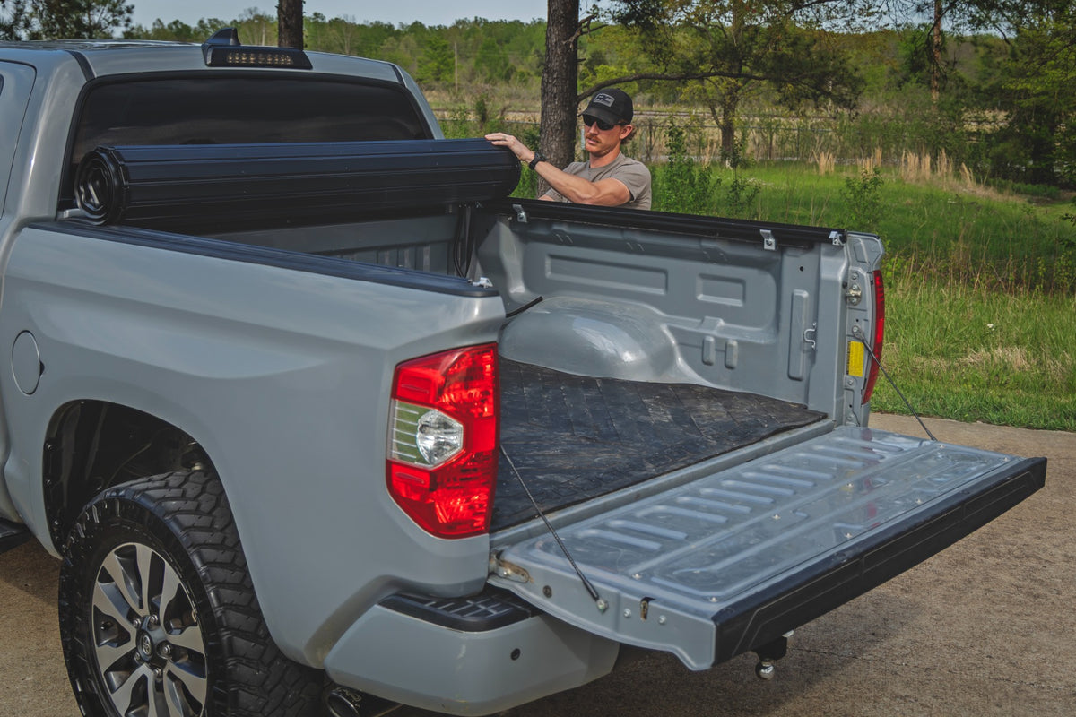 Hard Roll Up Bed Cover 5'7" Bed | Toyota Tundra (07-21)