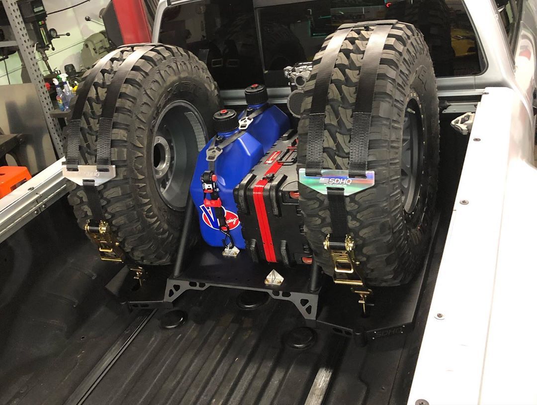 '16-Current Nissan Titan SDHQ Built In Bed Chase Rack