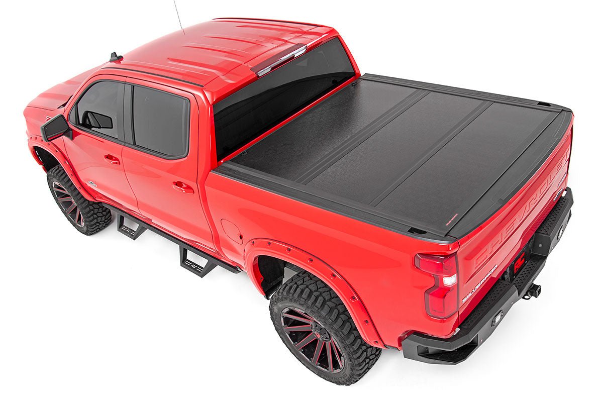 Rough Country 47120580A Low Profile Tri Fold Aluminum Tonneau Cover for 2019-2023 Silverado Sierra 1500 (5' 10" Bed)