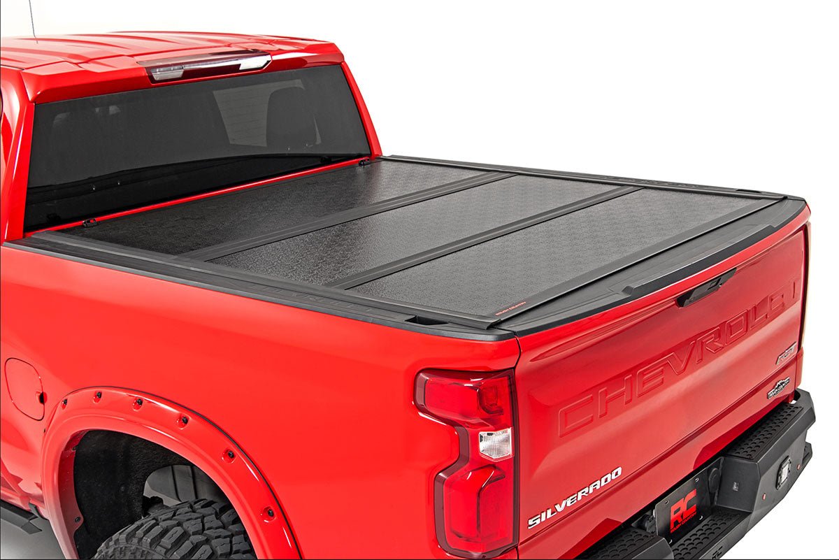 Rough Country 47120580A Low Profile Tri Fold Aluminum Tonneau Cover for 2019-2023 Silverado Sierra 1500 (5' 10" Bed)