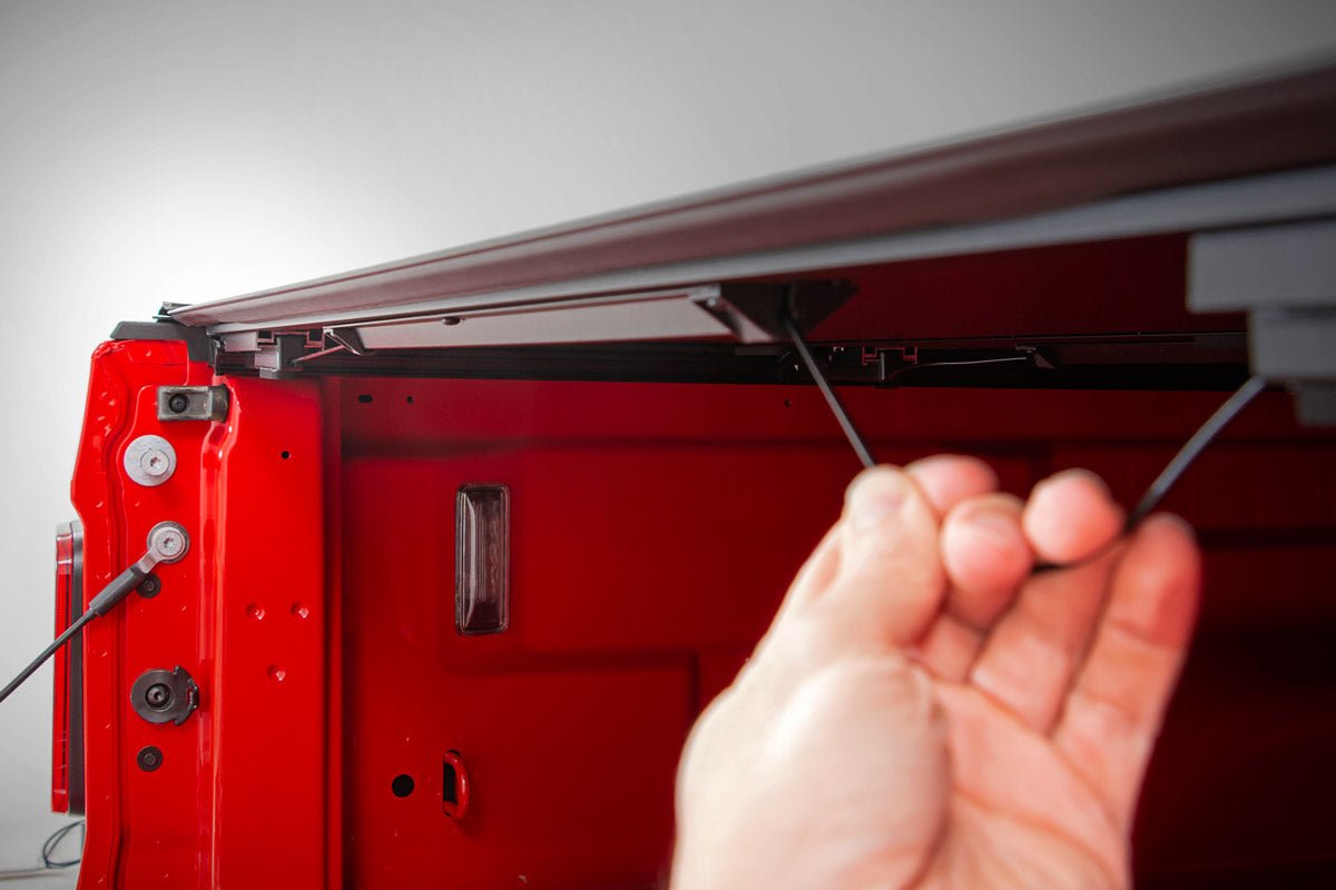 Rough Country 47120580A Low Profile Tri Fold Aluminum Tonneau Cover for 2019-2023 Silverado Sierra 1500 (5' 10" Bed)