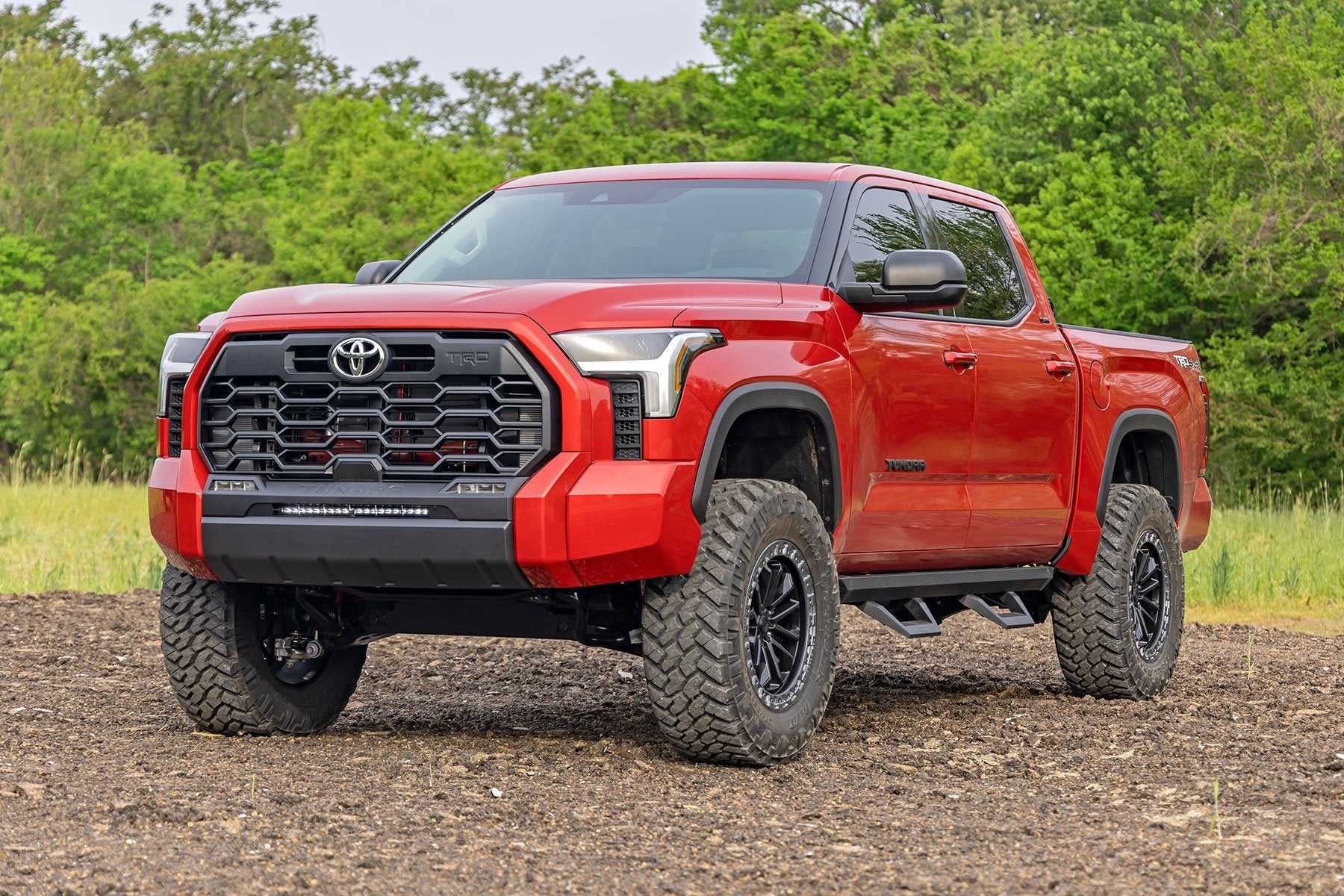 Rough Country Bolt on SRX2 Aluminum Side Nerf Steps for 2022-2025 Toyota Tundra