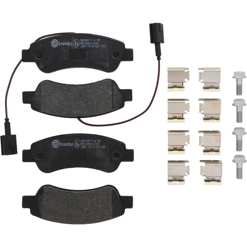 Brembo OE 2015 RAM ProMaster 1500/17-21 ProMaster 1500/2015 ProMaster 2500 Low-Met Brake Pad - Rear