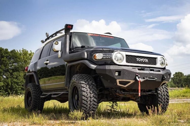 Rough Country 76040 Lift Kit 3" with Performance M1 Monotube Struts for 2007-2014 FJ Cruiser