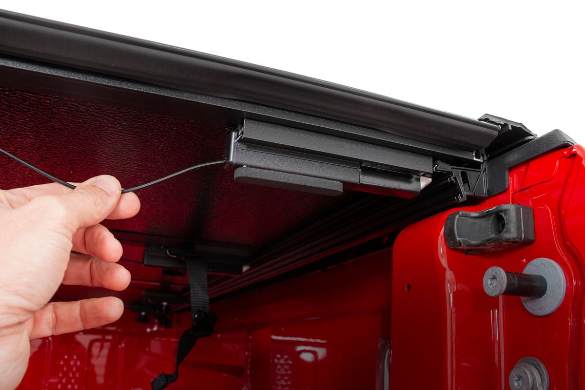 Rough Country Low Profile Tri Fold Aluminum Tonneau Cover for 2014-2019 Silverado Sierra 1500 2500HD 3500HD