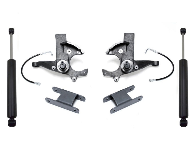 MaxTrac 82-04 Chevrolet S-10 2WD 3in/1in Spindle Lift Kit