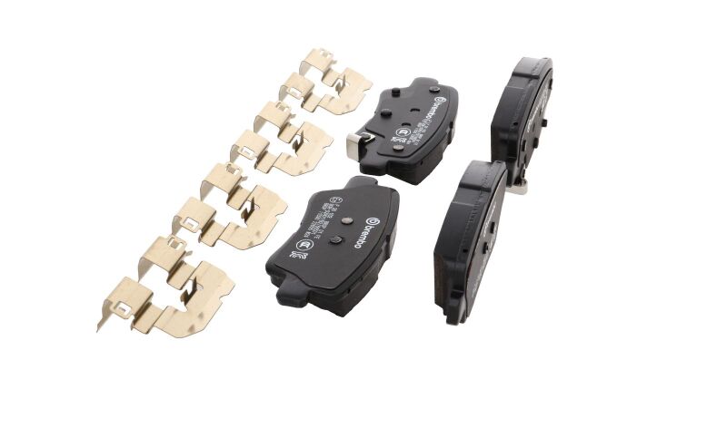 Brembo OE 21-22 Hyundai Accent/19-24 Nexo/2016 Sonata/2019 Sonata PRIME Low-Met Brake Pad - Rear
