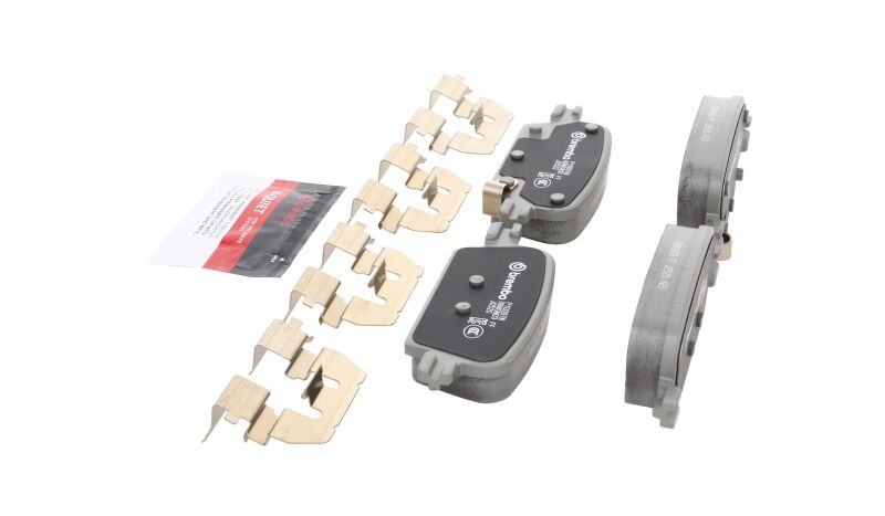 Brembo OE 16-21 Chevrolet Malibu Ceramic Brake Pad - Rear