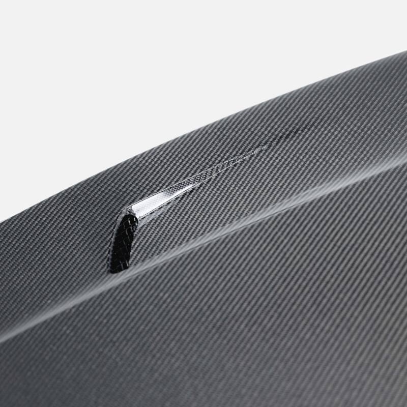 Seibon 22-23 Volkswagen Golf GTI/R  TM-Style Carbon Fiber Hood