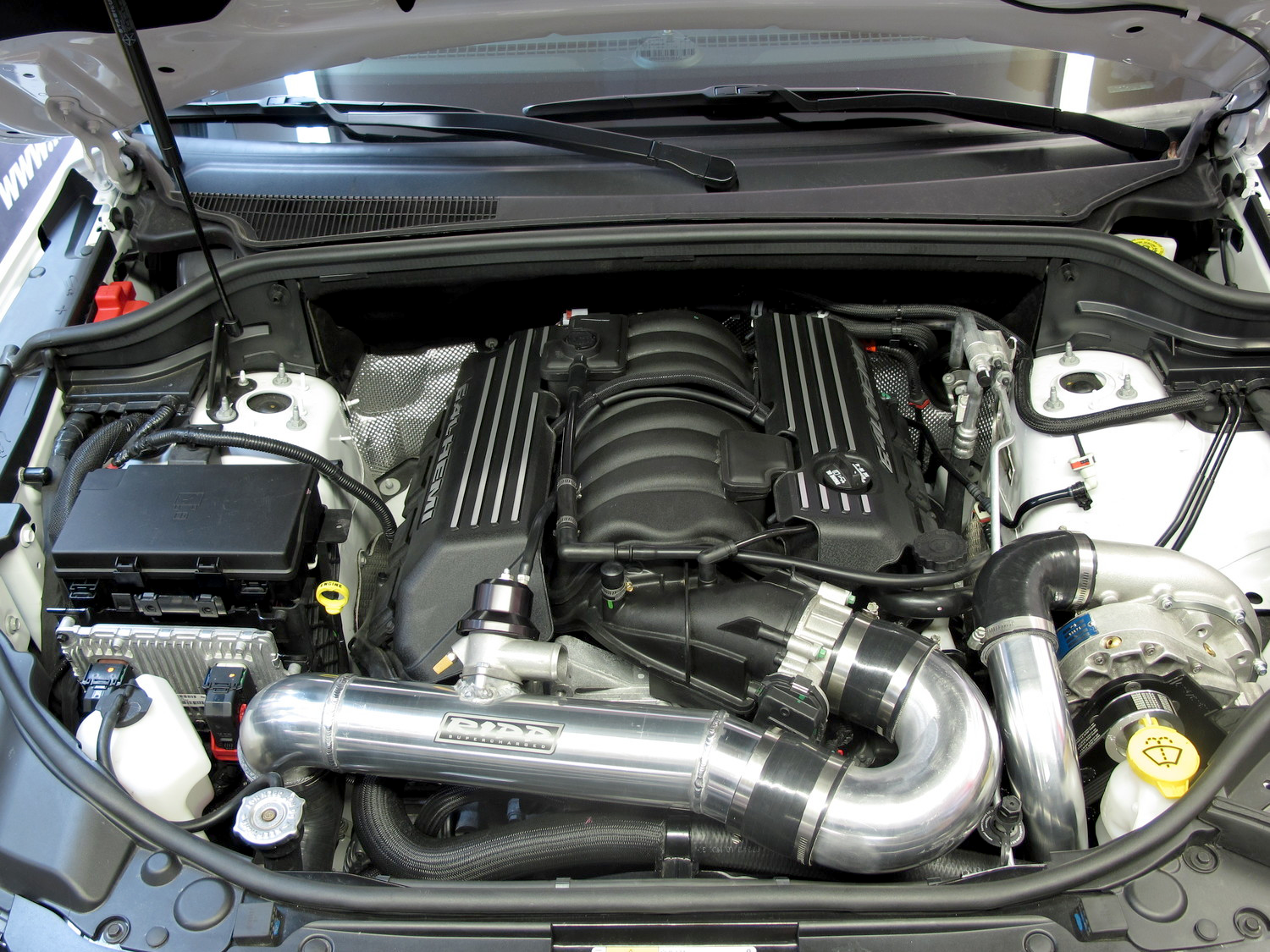 Ripp Superchargers 2011 - 2014 Chrysler 300 3.6L V6 Supercharger Kit