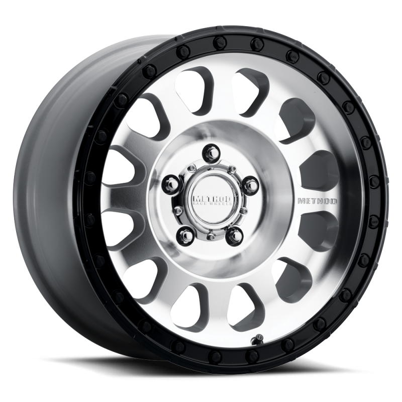Method MR315 17x8.5 0mm Offset 5x5 BP 71.50mm CB Machined Wheel - Gloss Black Lip