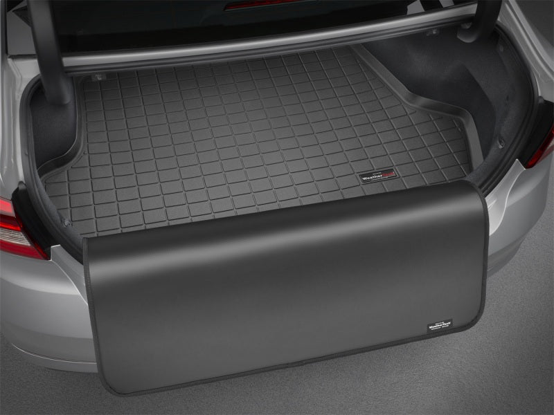 WeatherTech 08-14 Mercedes-Benz C-Class Sedan Cargo Liner w/ Bumper Protector - Black