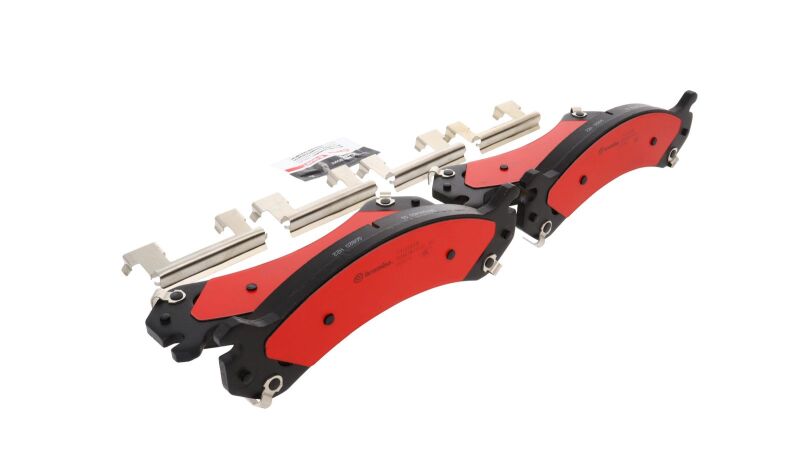 Brembo OE 18-20 Chevrolet Express 3500/GMC Savana 3500 Ceramic Brake Pad - Front