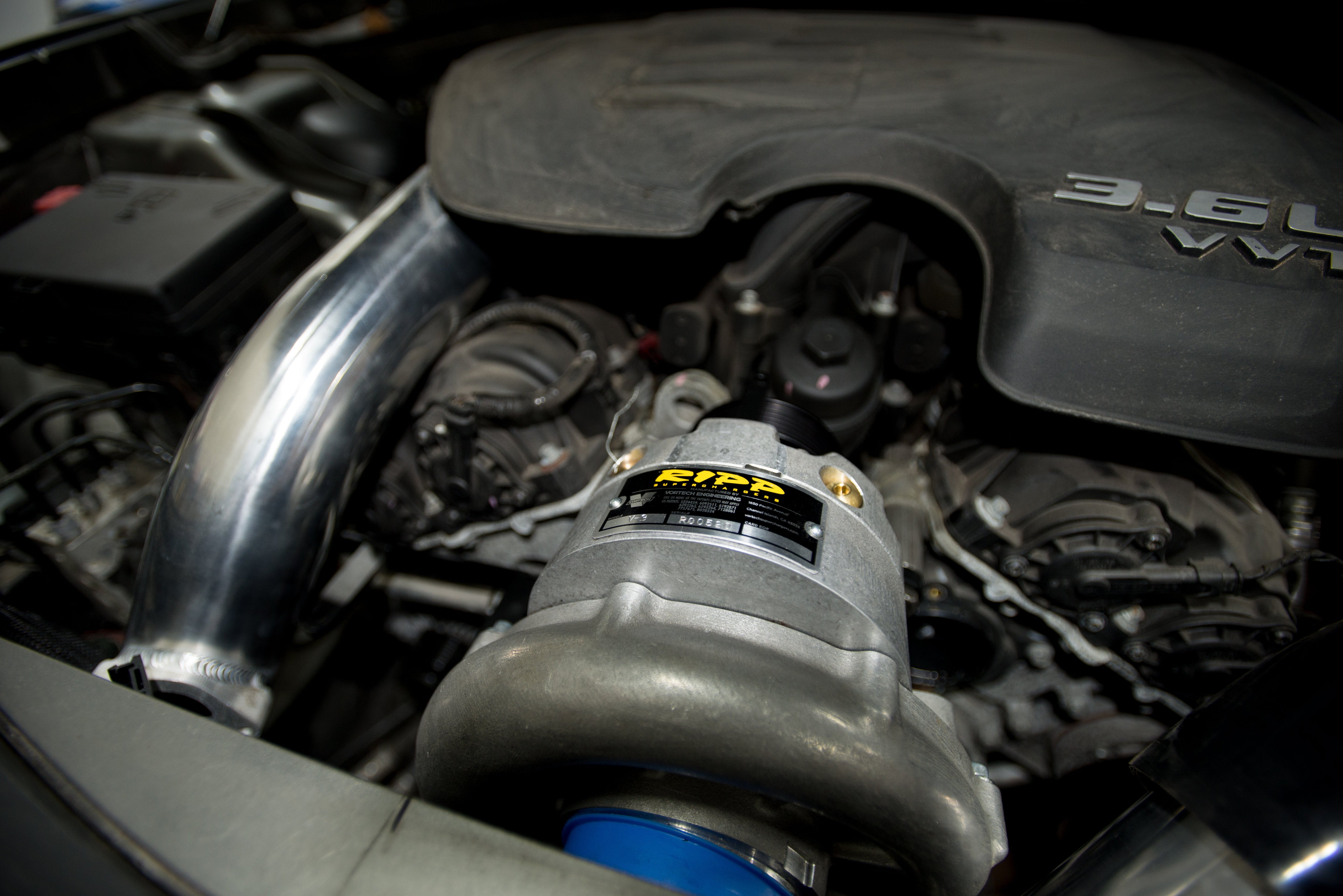 Ripp Superchargers 2011 - 2014 Chrysler 300 3.6L V6 Supercharger Kit