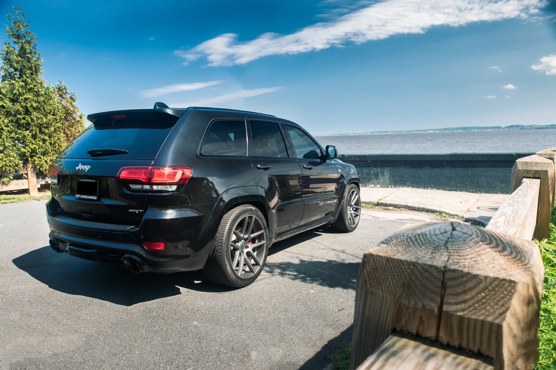Ripp Superchargers 2016-2018 6.4 SRT JEEP Grand Cherokee - Supercharger Kit