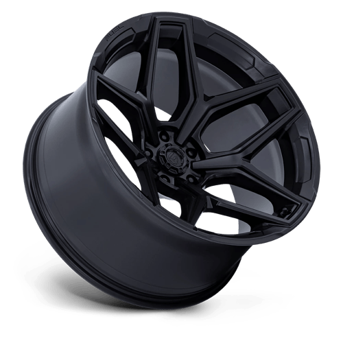 Fuel FLUX Blackout wheel view 2