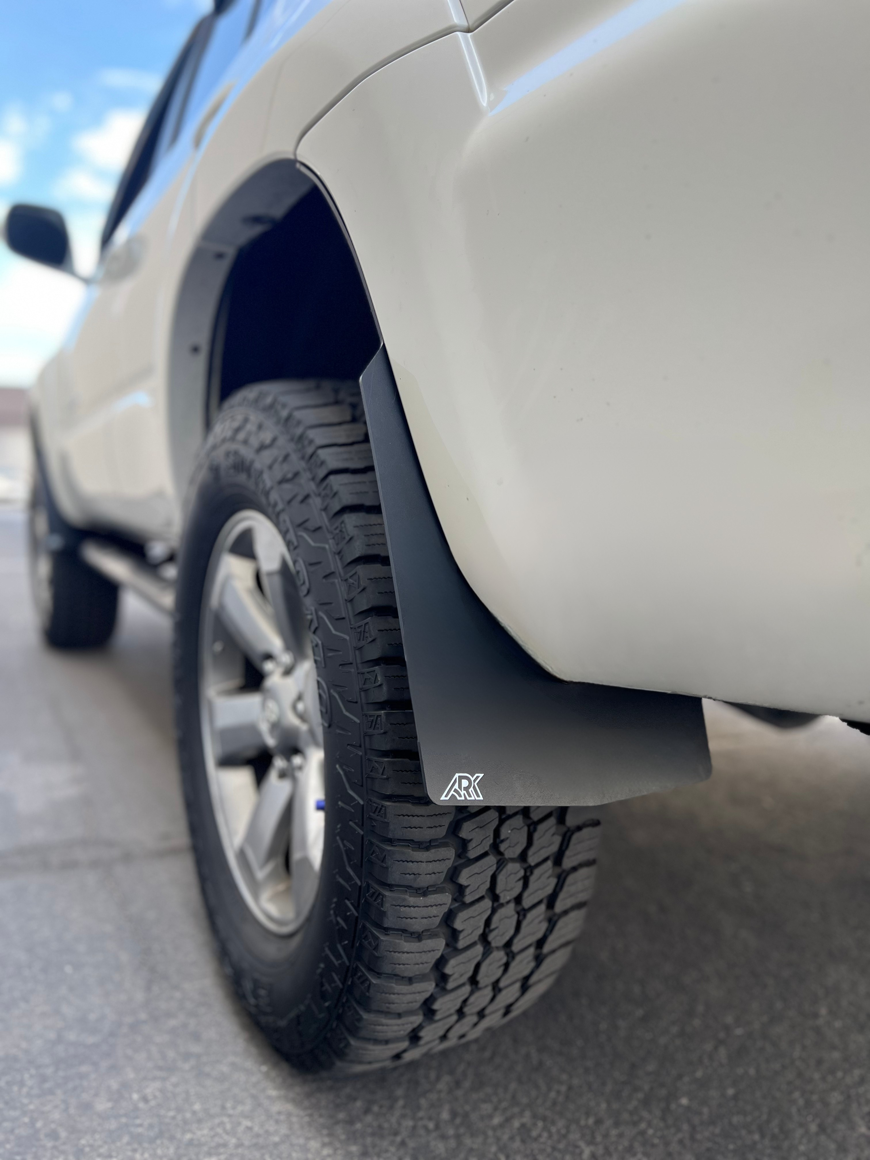 2003-2005 Toyota 4Runner TriXPoly Mid-Mudflaps