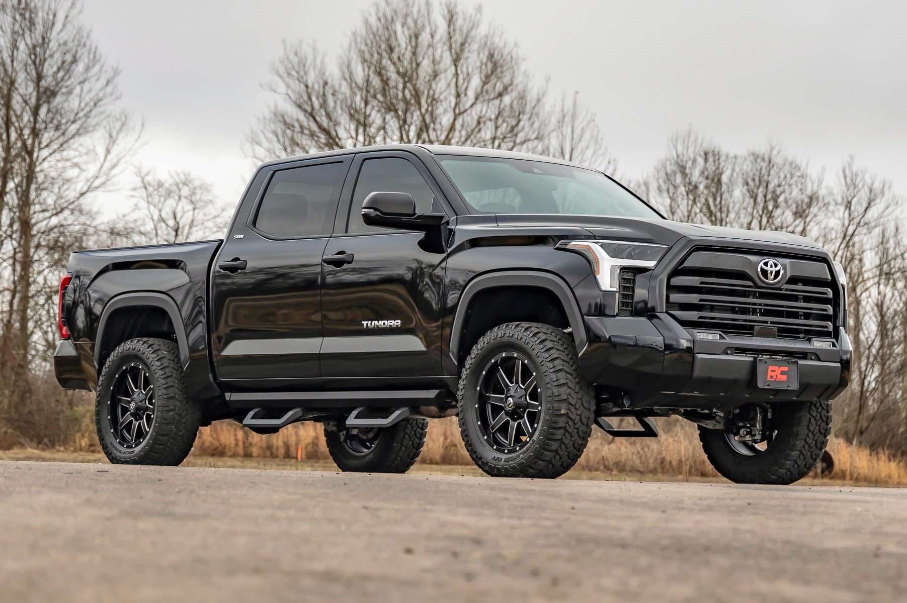 Rough Country Bolt on 3.5" Lift Kit For 2022-2024 Toyota Tundra 4WD + Vertex Coilovers