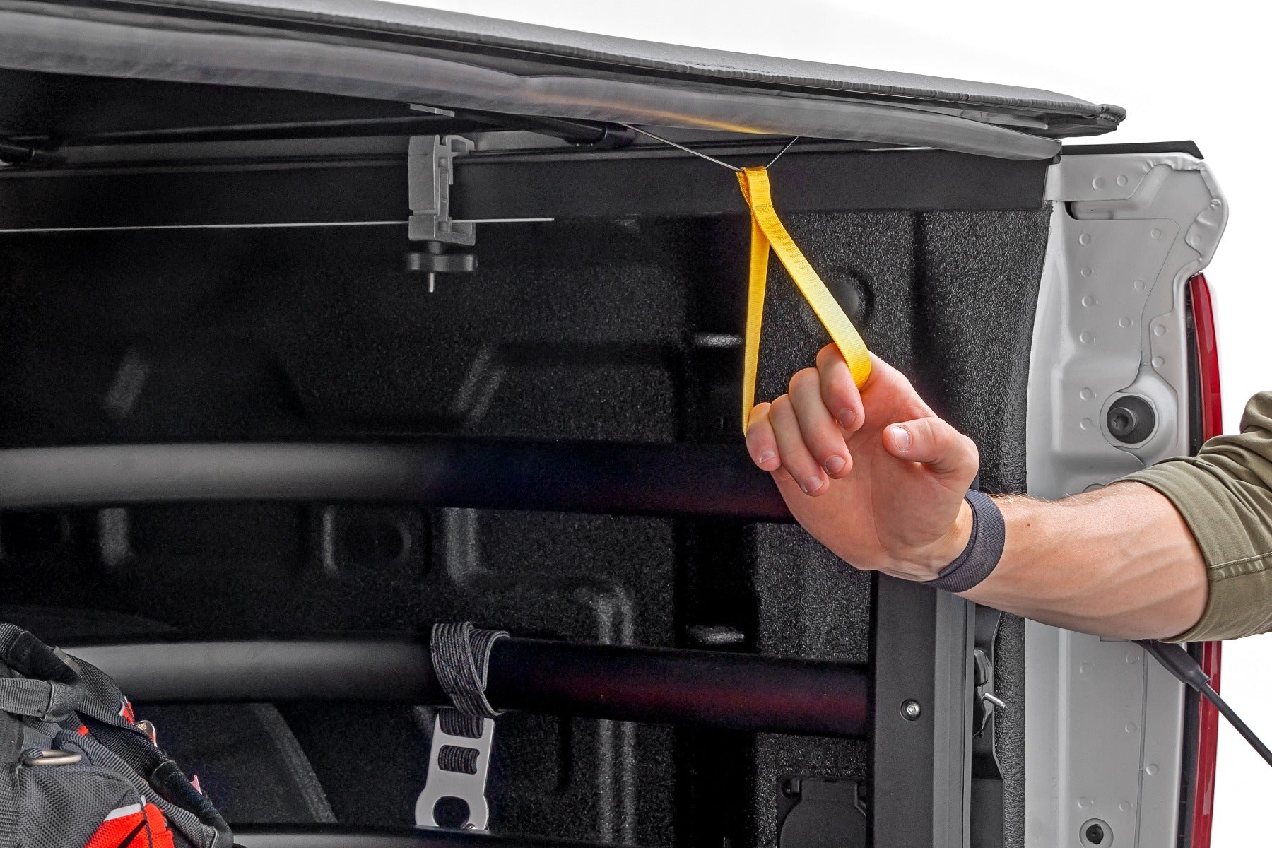 Rough Country Soft Roll Up Tonneau Cover for 2019-2023 Silverado Sierra 1500 (5' 10" Bed)