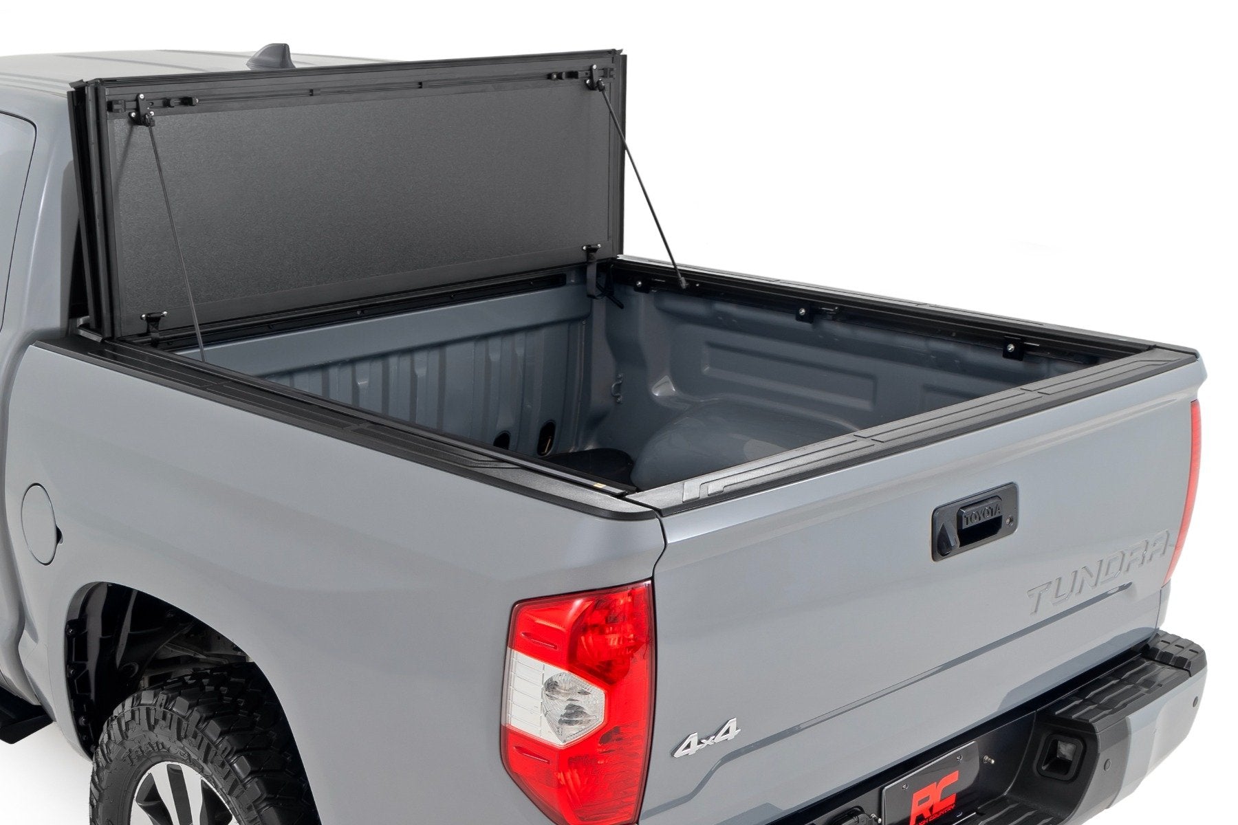 Rough Country Hard Tri Fold Tonneau Bed Cover for 2007-2021 Toyota Tundra (5'7" Bed)