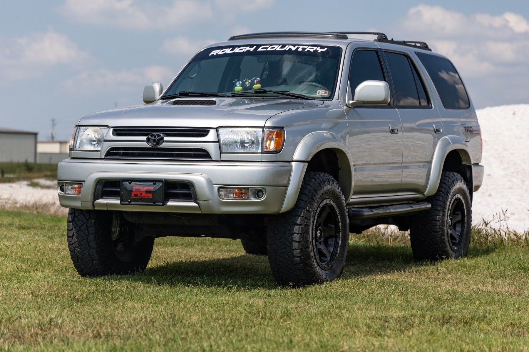 Rough Country 77530 Lift Kit 3" for 1996-2002 Toyota 4Runner