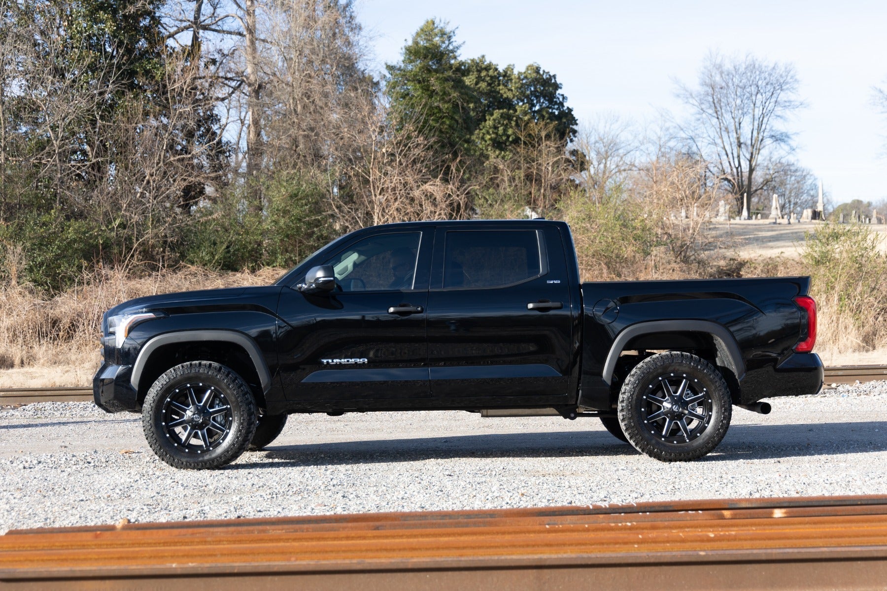 Rough Country 88000_A Leveling Kit 1.75" for 2022-2024 Toyota Tundra 2WD/4WD