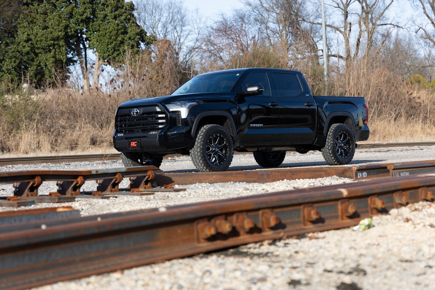 Rough Country 88000_A Leveling Kit 1.75" for 2022-2024 Toyota Tundra 2WD/4WD