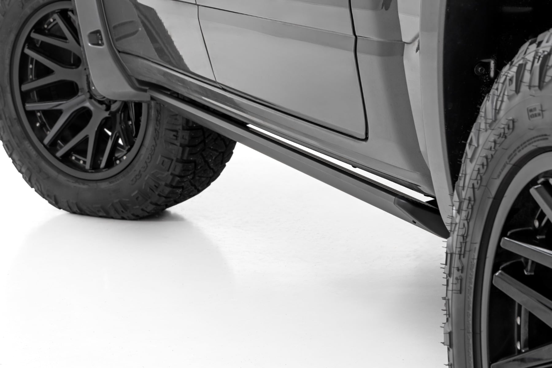 Power Running Boards | HT-Series | Crew Cab | Ram 1500 (19-26)/1500 TRX (21-24)