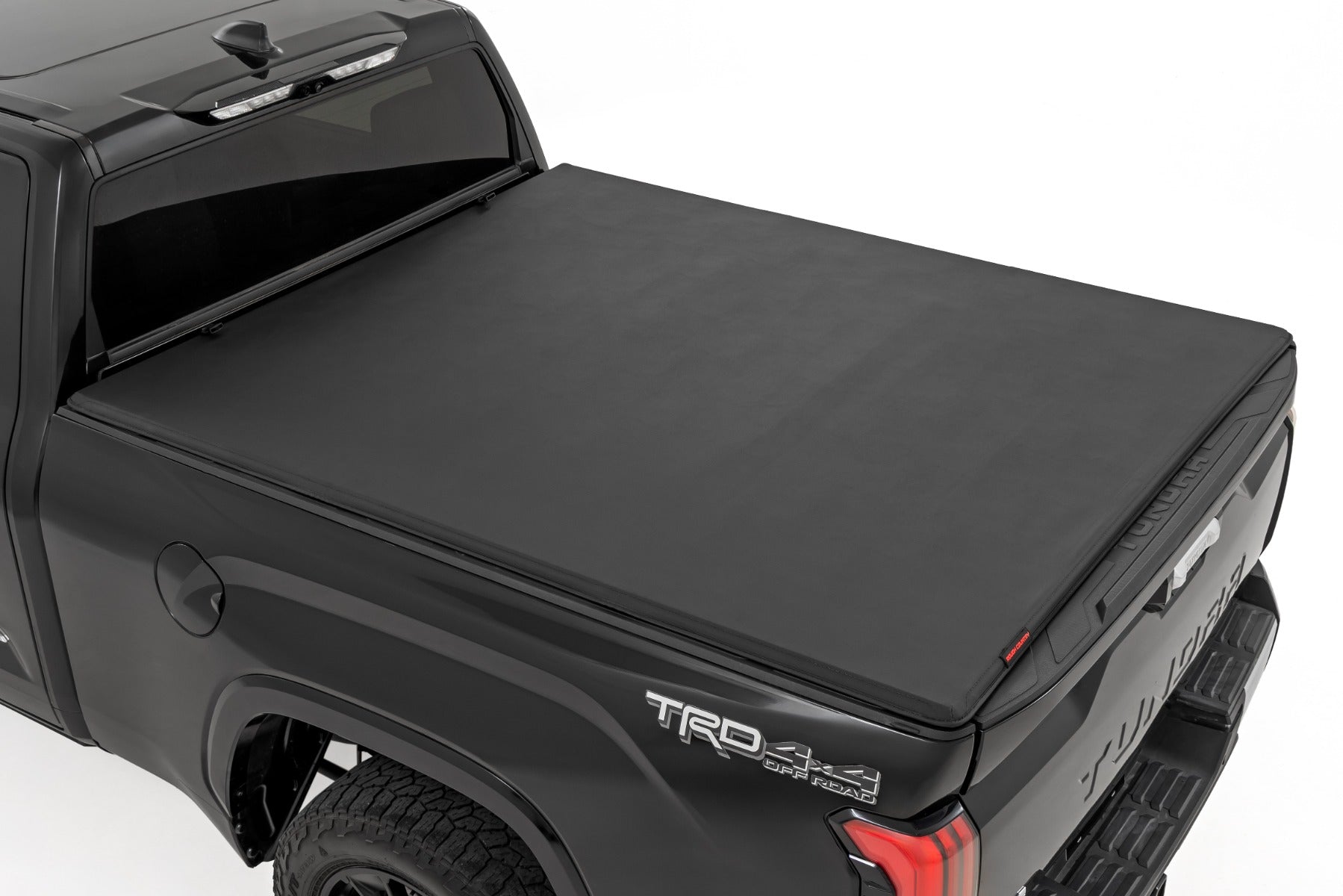 Soft Tri-Fold Bed Cover | With & W/O OE Rails | 6'7" Bed | Toyota Tundra (22-26)