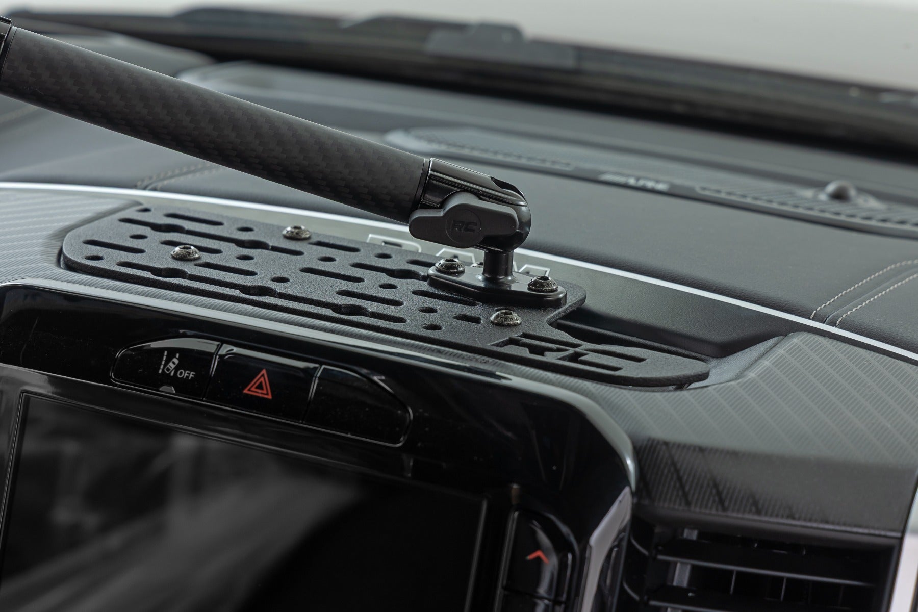 Dash Mount | 8" Mag Safe Mount Kit | 8in Screen | Ram 1500 2WD/4WD (19-26)