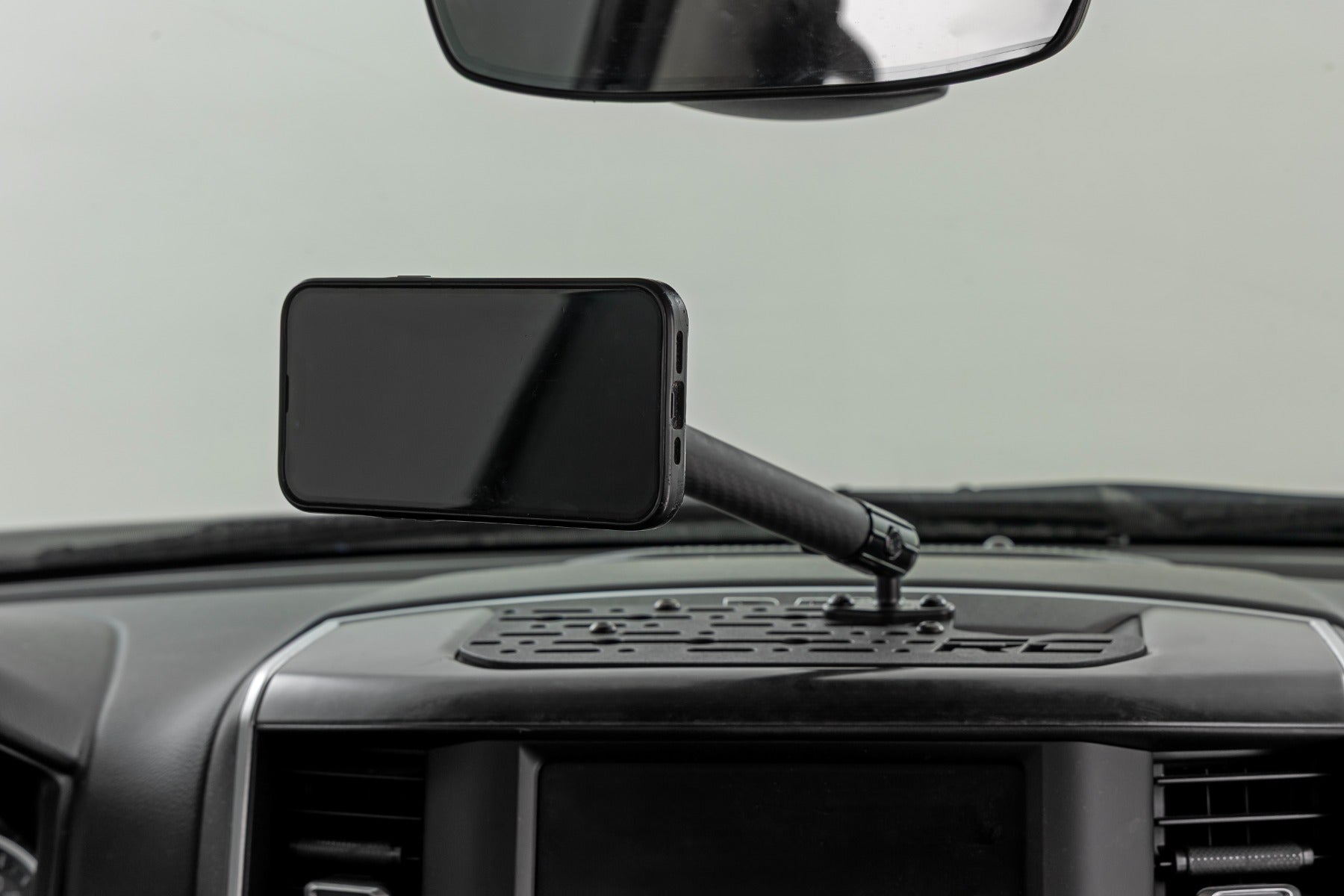 Dash Mount | 10" Mag Safe Mount Kit | 10in Screen | Ram 1500 2WD/4WD (19-26)