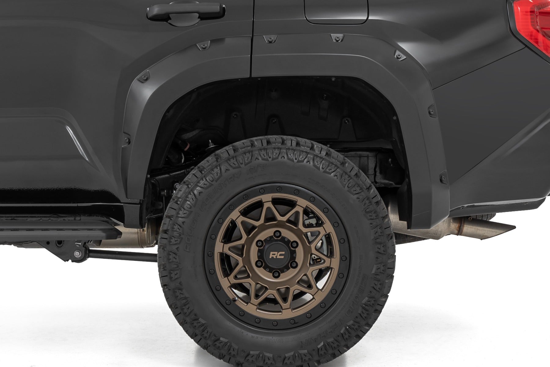 Fender Flares | 040 Super White | Toyota 4Runner 2WD/4WD (2025-2026)