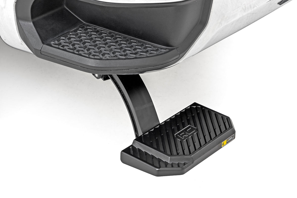 Retractable Bed Step | Manual Pull | Chevy/GMC 2500HD/3500HD (20-26)