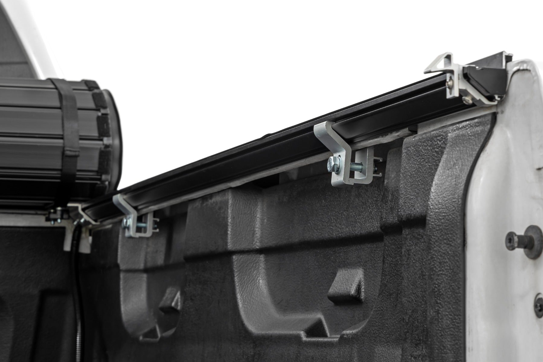 Hard Roll Up Bed Cover | 5'9" Bed | Chevy/GMC Sierra/Silverado 1500 (07-13)