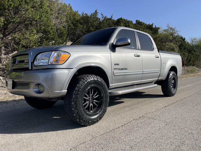 Rough Country 501091 Complete Premium N3 Loaded Struts 2.5" Lift for 2000-2006 Toyota Tundra