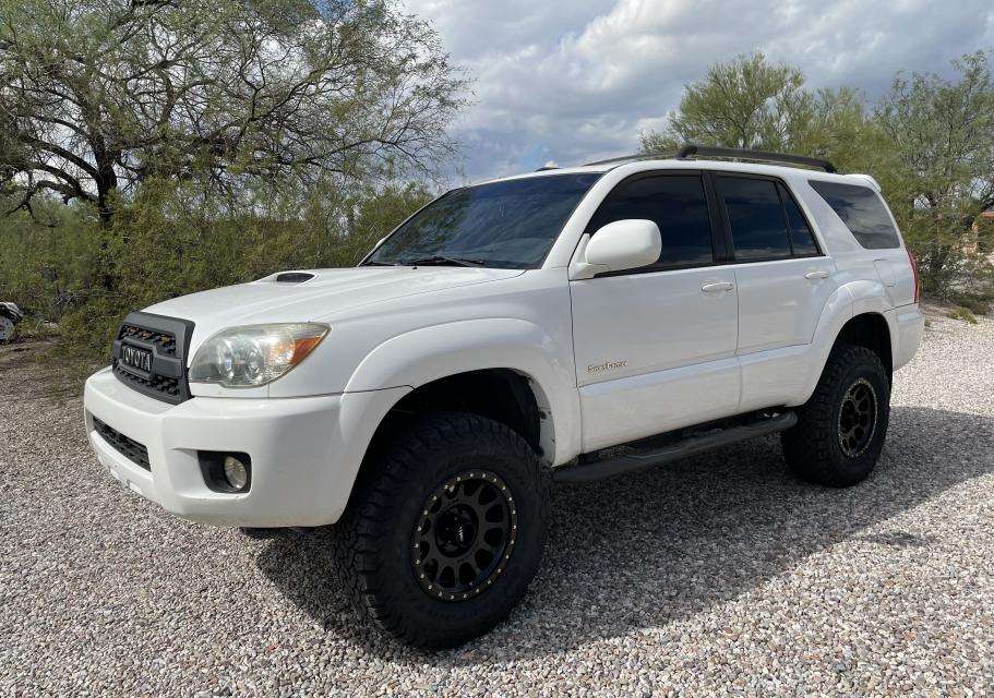Rough Country 76040 Lift Kit 3" with Performance M1 Monotube Struts for 2003-2009 Toyota 4Runner