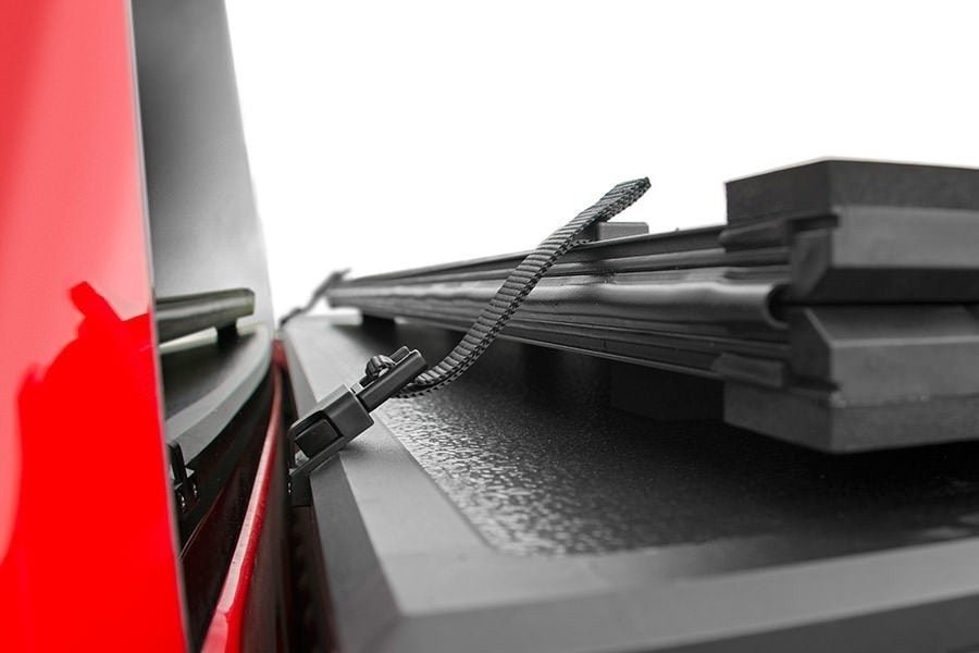 Rough Country 45716501A Tri Fold Aluminum Tonneau Cover for 2016-2023 Toyota Tacoma (5' Bed)