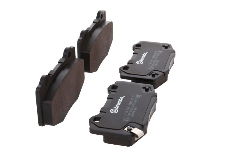 Brembo OE 15-22 Ford Mustang PRIME Low-Met Brake Pad - Rear