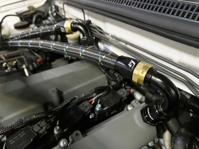 GReddy AN06 REUSABLE HOSE NYLON BRAIDED BLACK/GOLD/BLUE (PRICE PER FOOT)