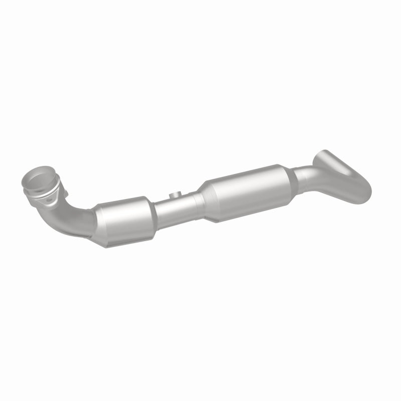 Magnaflow 03-04 Lincoln Navigator 5.4L Direct Fit Converter