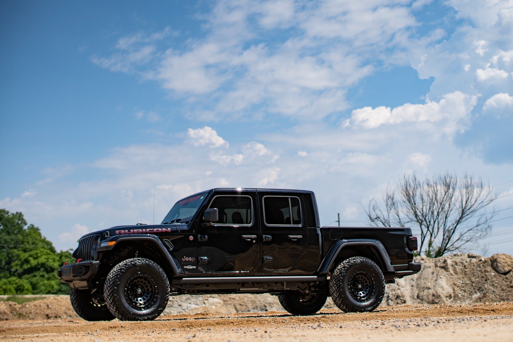 2.5 Inch Leveling Kits | Springs | M1R | Jeep Gladiator JT 4WD (2024-2026)