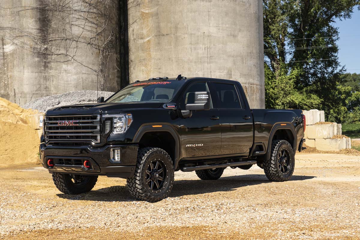 3 Inch Lift Kit | UCAs | M1 | w/ Overloads | Chevy/GMC 2500HD/3500HD (20-26)