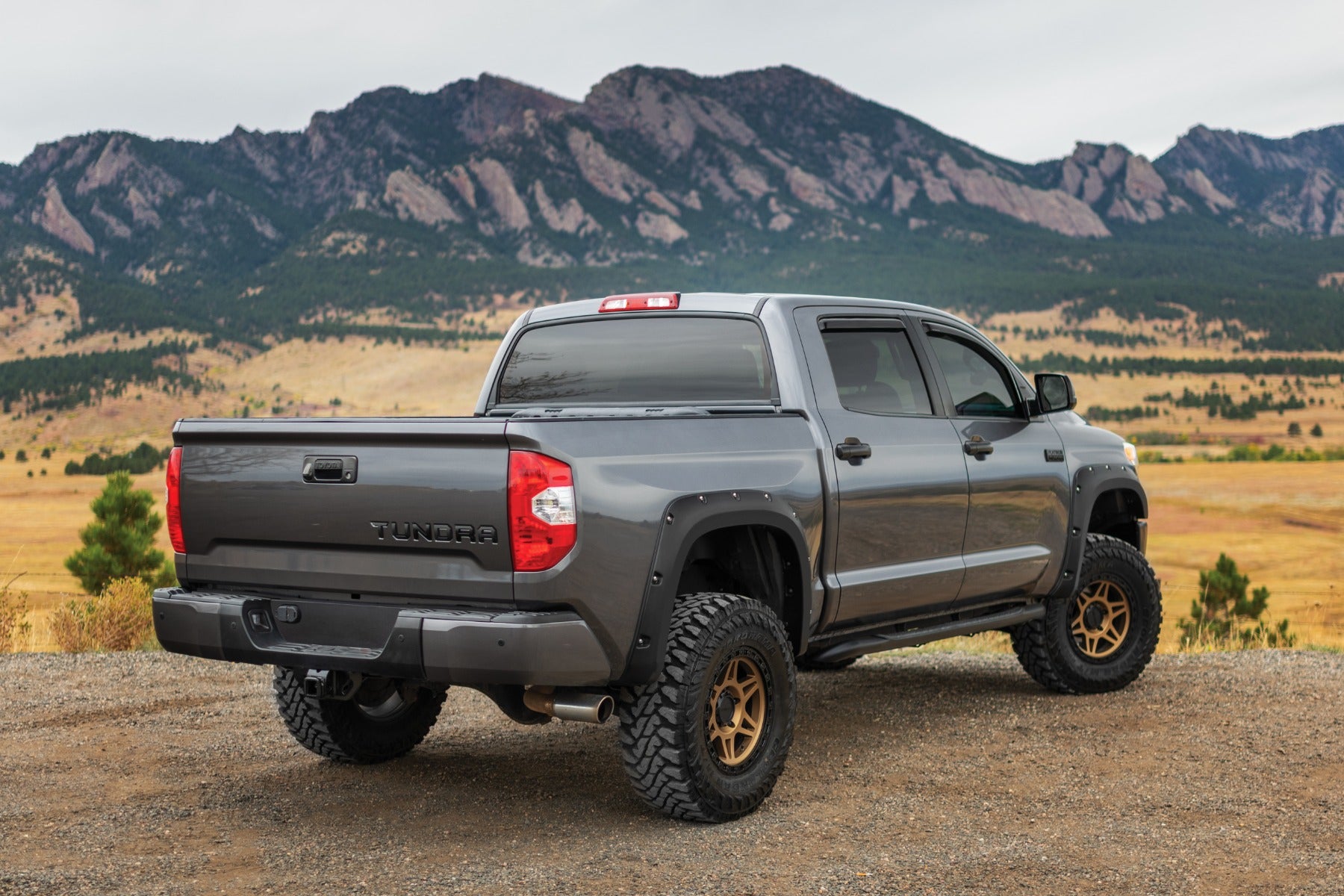 Pocket Fender Flares | 089 Wind Chill Pearl | Toyota Tundra 2WD/4WD (14-21)