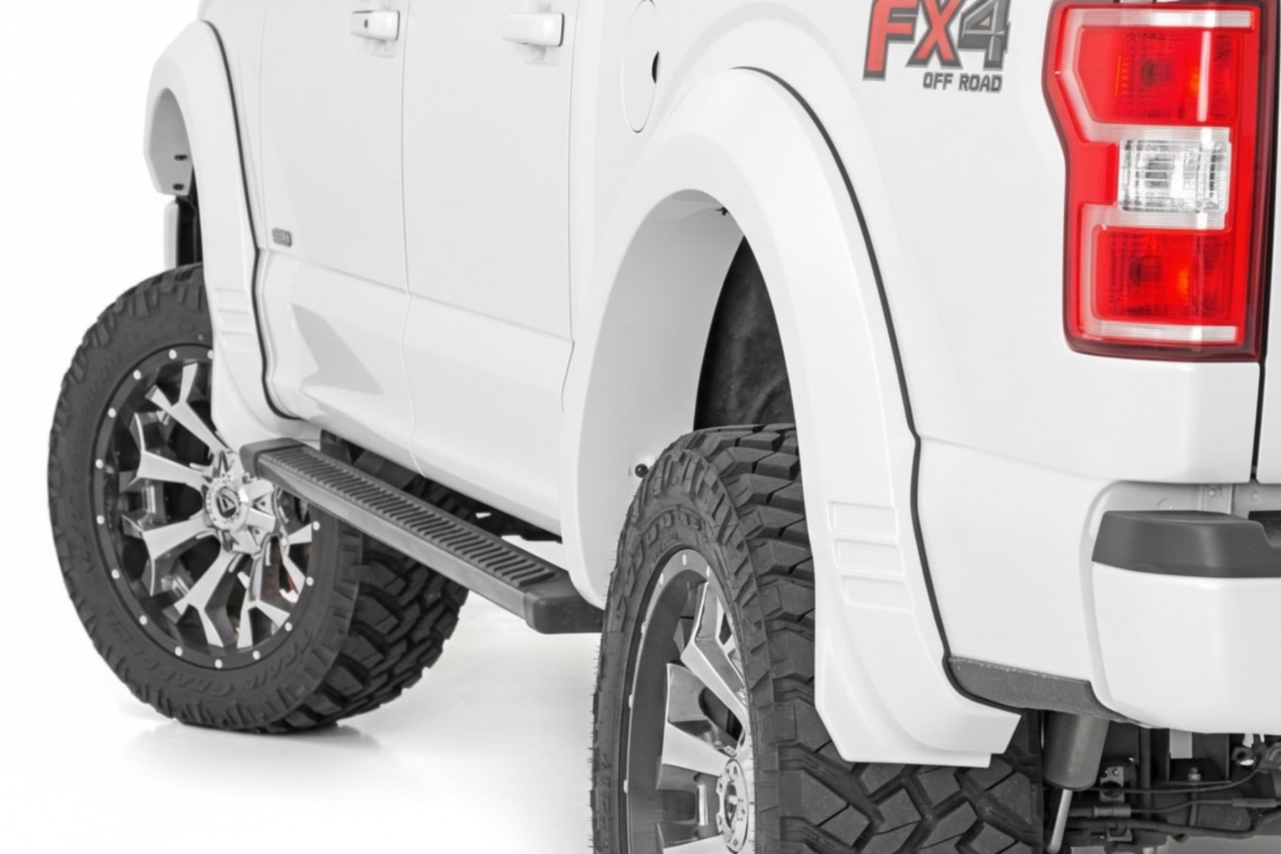 SF1 Fender Flares | Z1 Oxford White | Ford F-150 2WD/4WD (2015-2017)