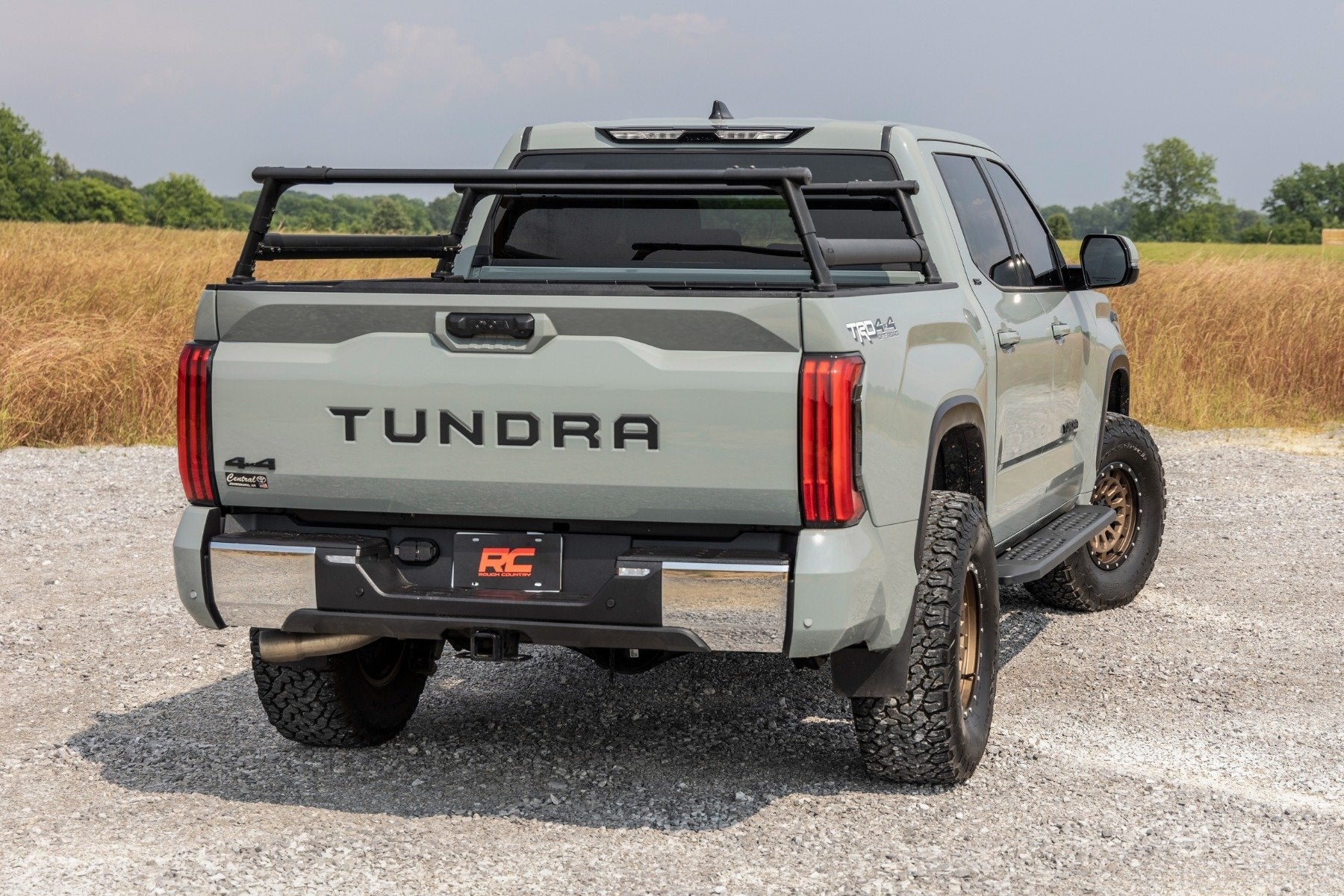 Rough Country RPT2 Running Board Steps for 2022-2025 Toyota Tundra - Bolt On