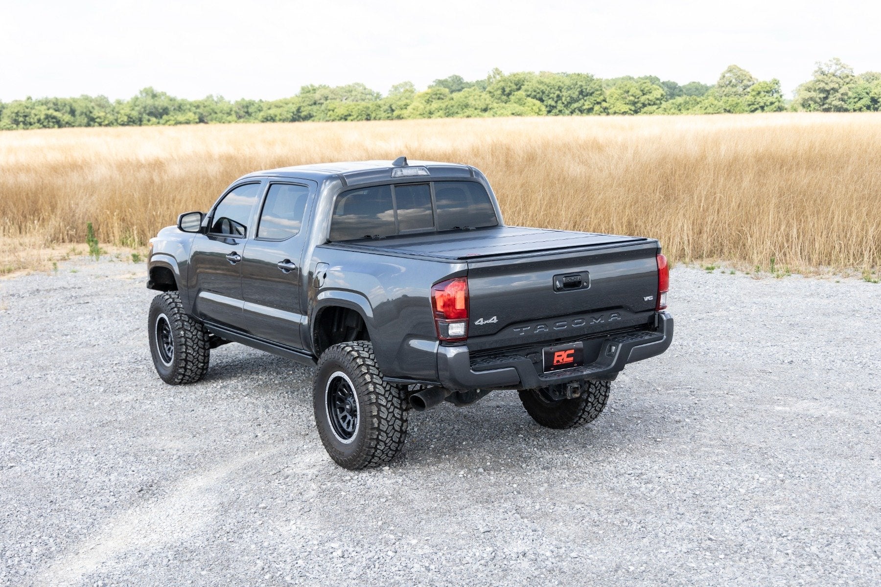 Rough Country Hard Tri Fold Aluminum Tonneau Cover for 2016-2023 Toyota Tacoma