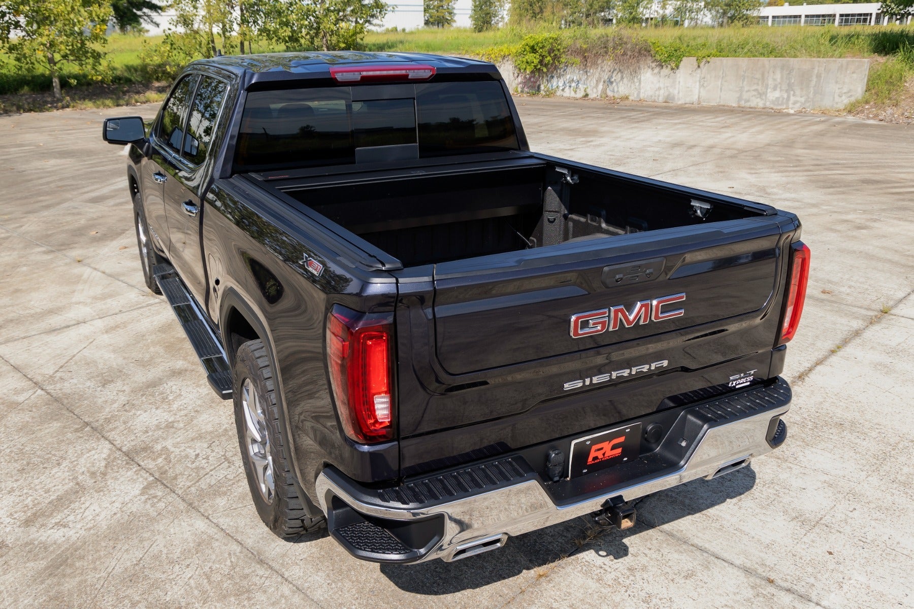 Rough Country Powered Electric Retractable Tonneau Cover for 19-26 Silverado Sierra - 5' 10" Bed
