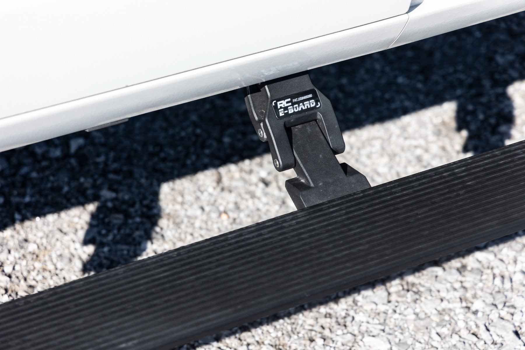 Rough Country Bolt on Power Drop Down Running Boards for 2022-2025 Toyota Tundra