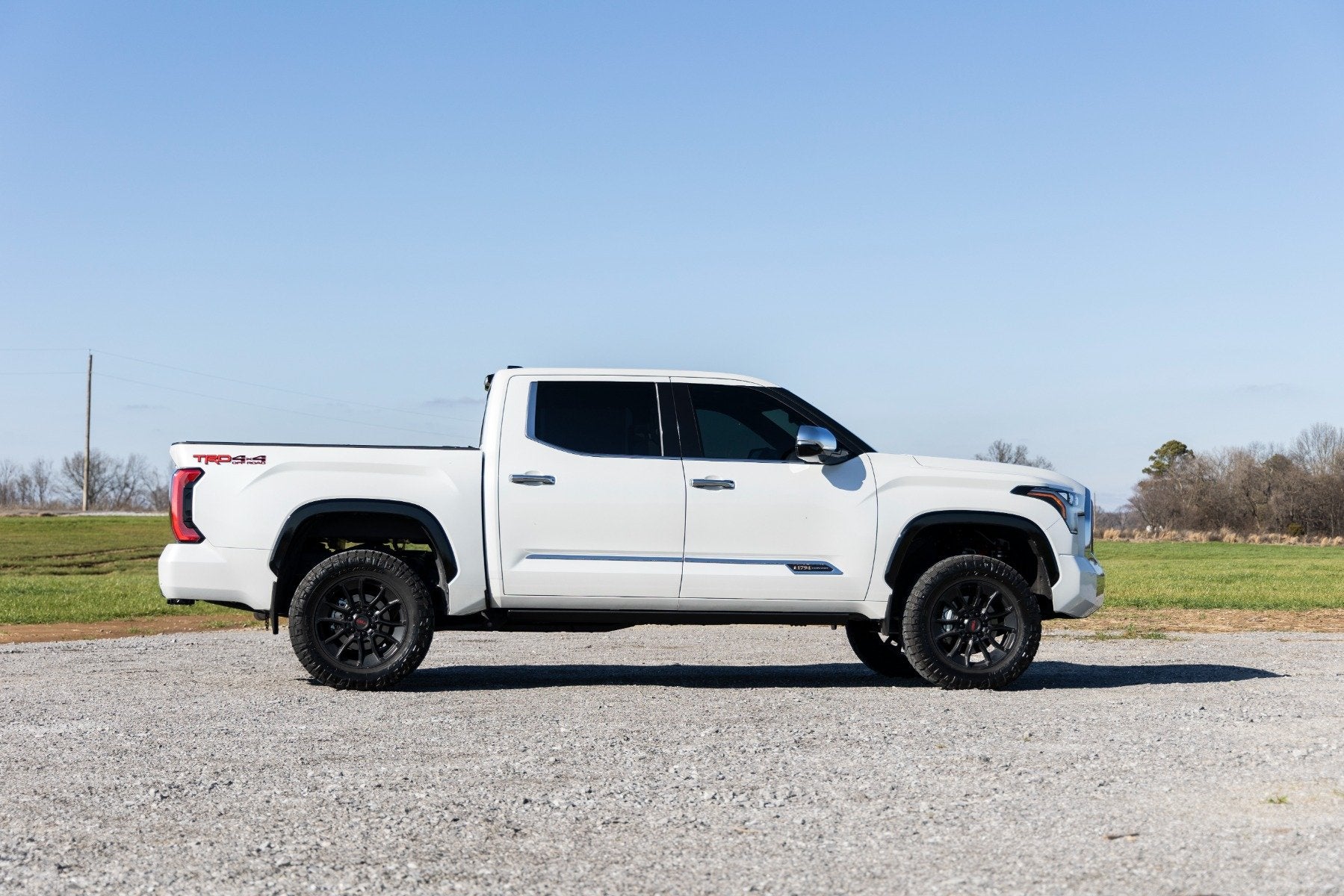 Rough Country Bolt on Power Drop Down Running Boards for 2022-2025 Toyota Tundra